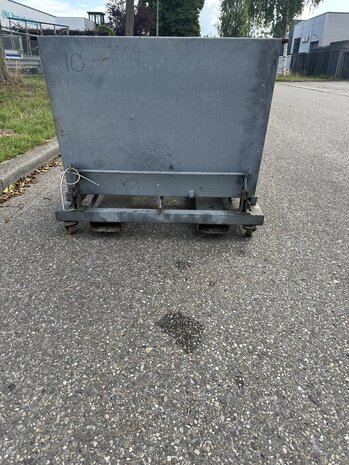 Gebruikte kantelbak (nr 10) 1030x950x850mm Gebruikte kantelbak (nr 10) 1030x950x850mm