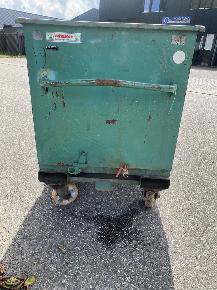 Gebruikte kantelbak (nr 19) 1350x790x1060mm Gebruikte kantelbak (nr 19) 1350x790x1060mm