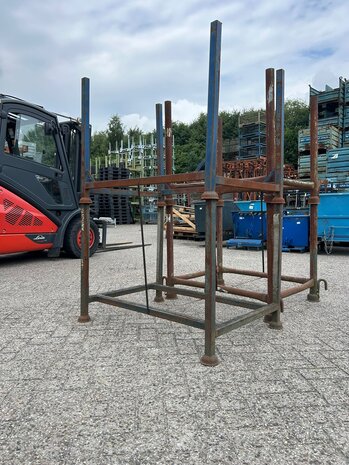 Partij gebruikte bouwracks 1000x800x870mm Partij gebruikte bouwracks 1000x800x870mm