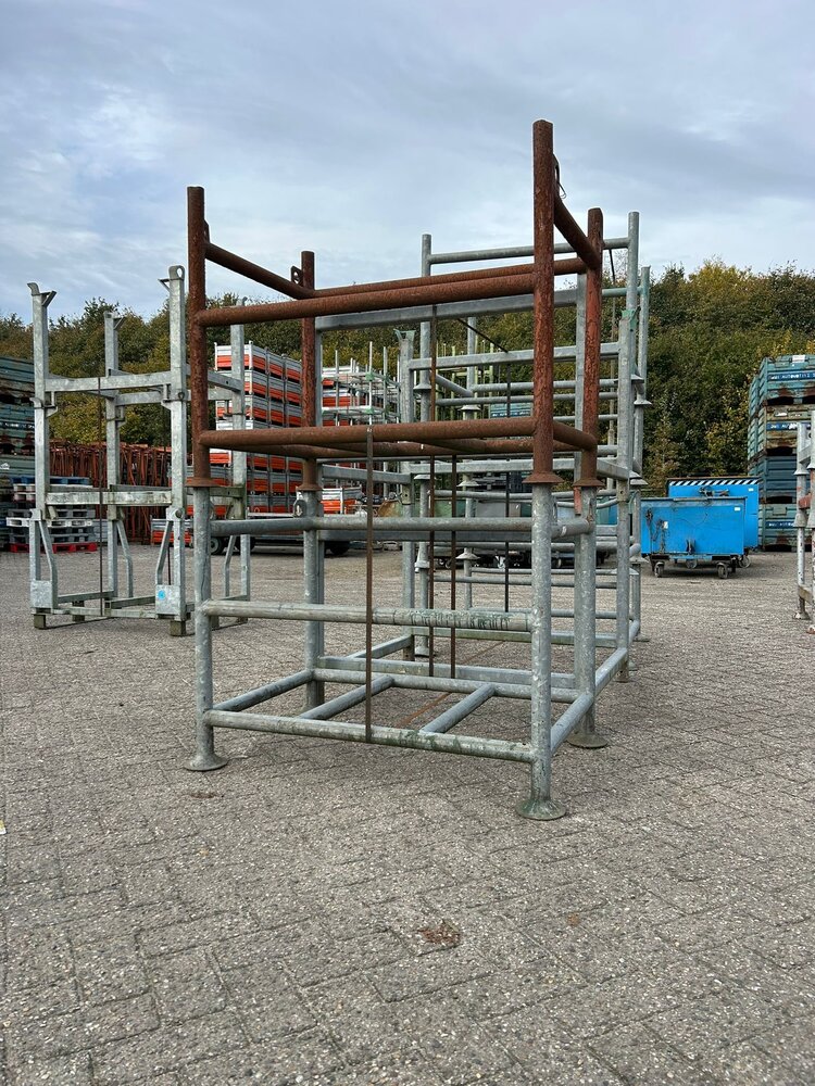 Partij verzinkte bouwracks 8st. 1100x1000 Partij verzinkte bouwracks 8st. 1100x1000