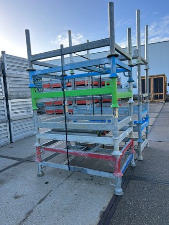 Partij gebruikte bouwpallets ( 12st ) 1300x900x800mm