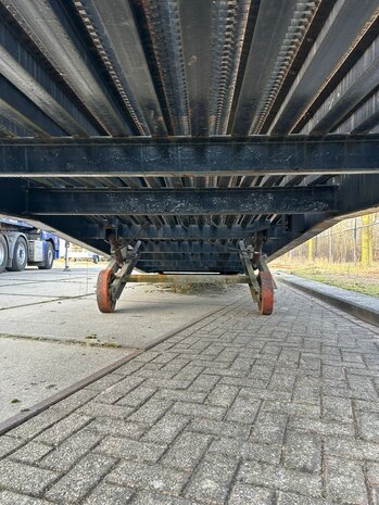 Elwina Gebruikte mobiele laadbrug 12 ton Elwina Gebruikte mobiele laadbrug 12 ton