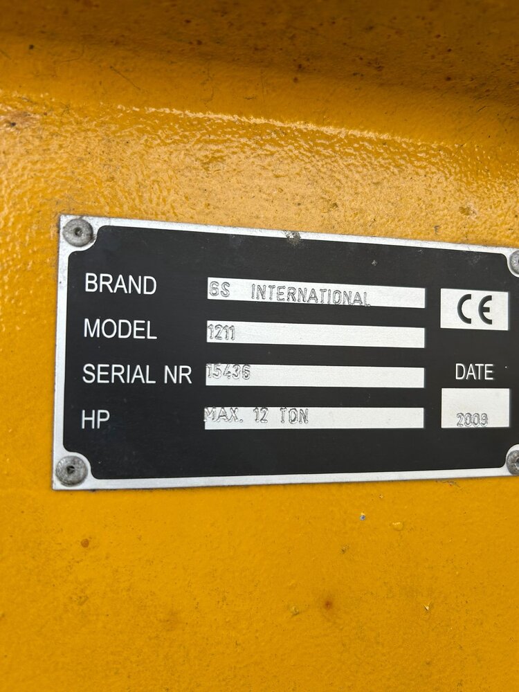 Elwina Gebruikte mobiele laadbrug 12 ton Elwina Gebruikte mobiele laadbrug 12 ton