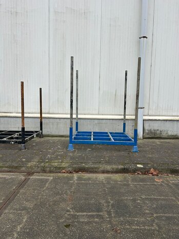 Gebruikte  stapelracks 1150x1150x1500mm