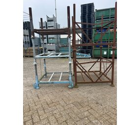 Partij gebruikte bouwpallets ( 5st ) 1000x1000x650mm