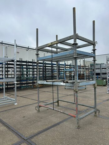 Partij gebruikte bouwpallets ( 4st ) 1500x1100x800mm