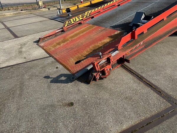 Butt Gebruikte Butt Laadbrug 9 Ton