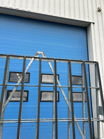 Gebruikte verzinkte glasbok dubbelzijdig  2400x1200x2300 mm