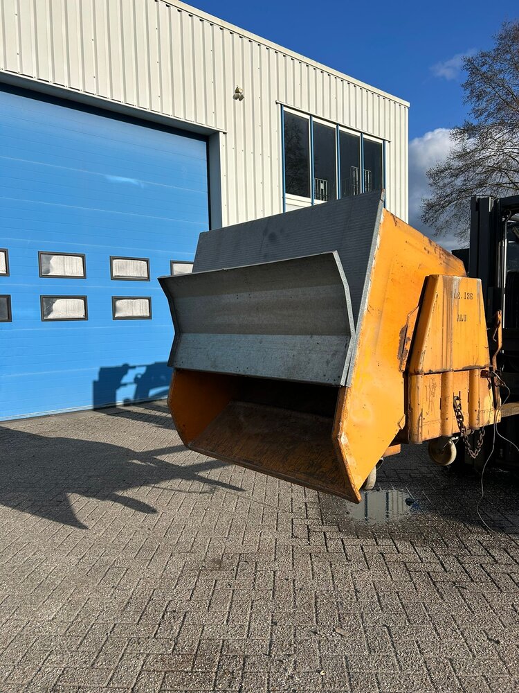 Zelfkiepende kantelbak 1400x1350x1300mm 1000L