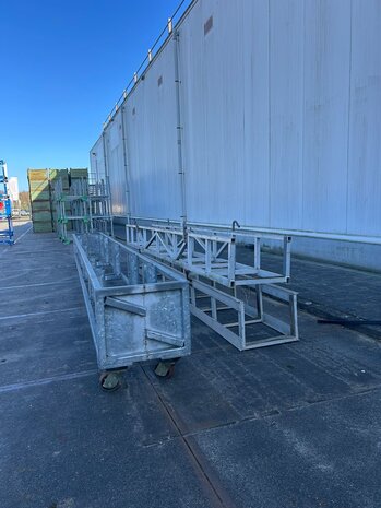 Partij langmateriaal bakken  (3st) 6400x600x500mm