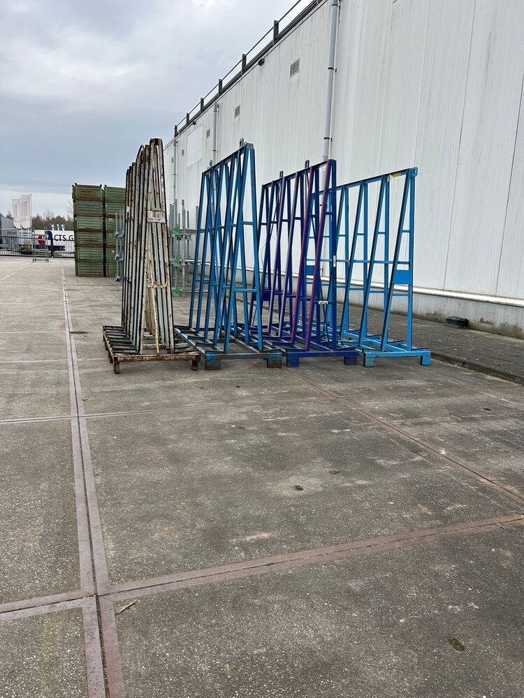 Partij gebruikte glasbok (4st) 2200x800x2100 mm