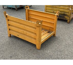 Gebruikte stapelbak 1000x800x600mm met 2 open korte zijde