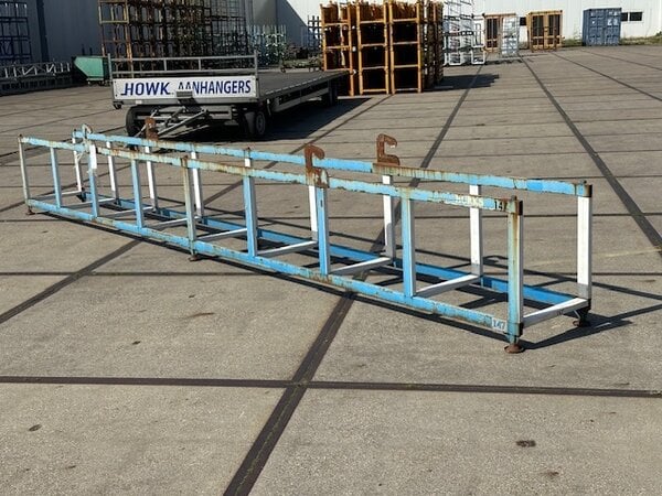 Langmateriaal container 6000x580x750mm