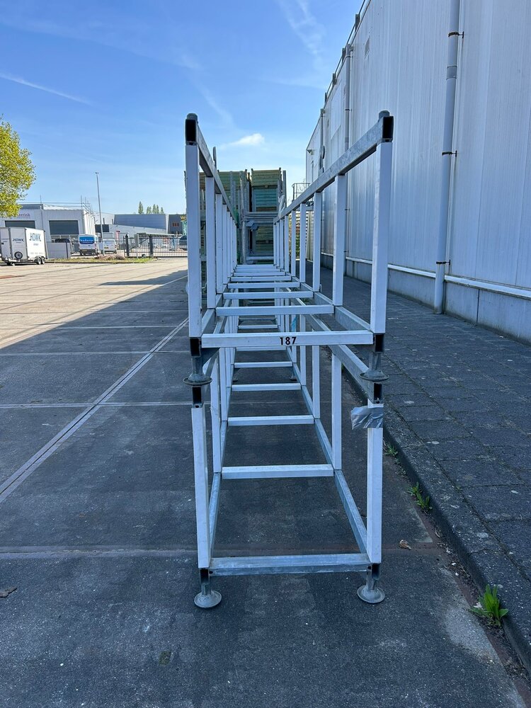 Gebruikte langmateriaal container 6000x600x720mm