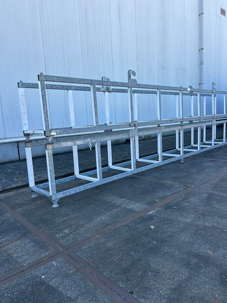 Gebruikte langmateriaal container 6000x600x720mm