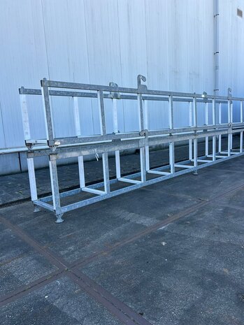 Gebruikte langmateriaal container 6000x600x720mm