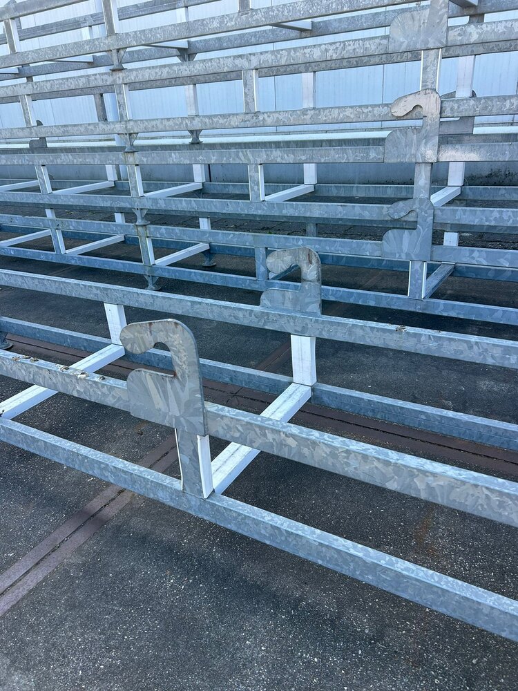 Gebruikte langmateriaal container 6000x600x400mm