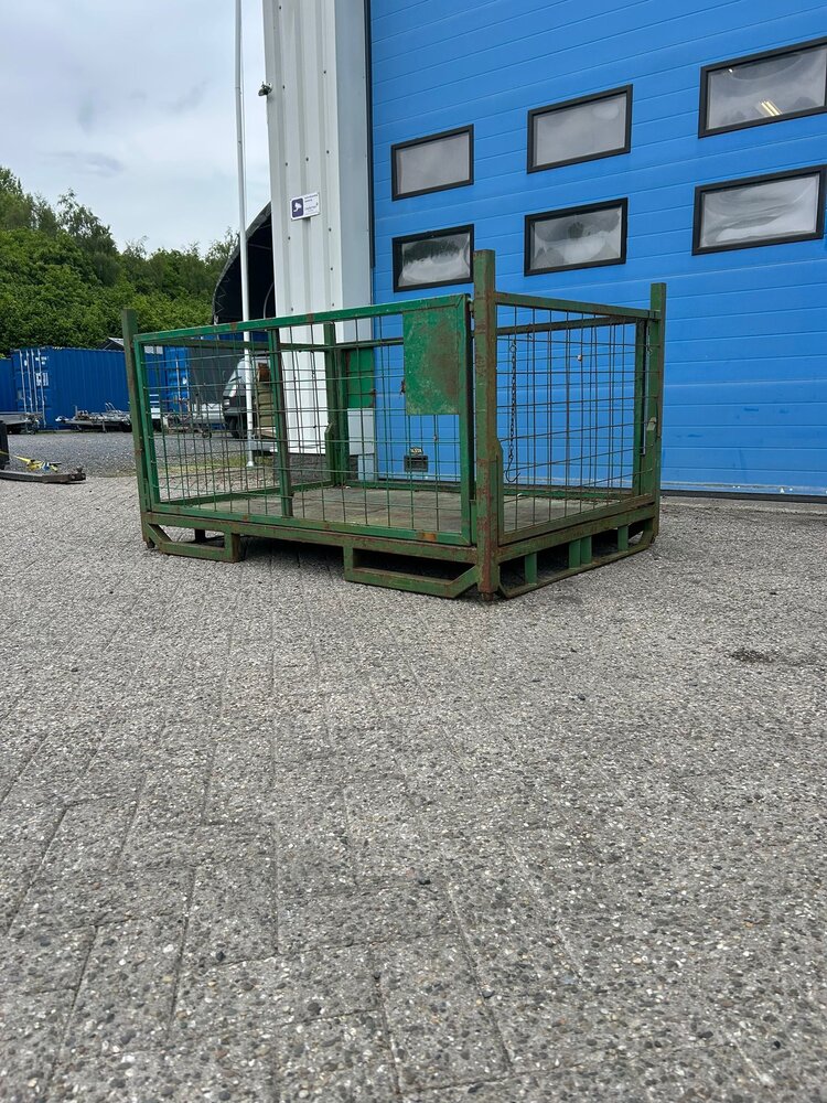 Gebruikte stapelbare gaascontainer 1800x1200x1000mm Gebruikte stapelbare gaascontainer 1800x1200x1000mm