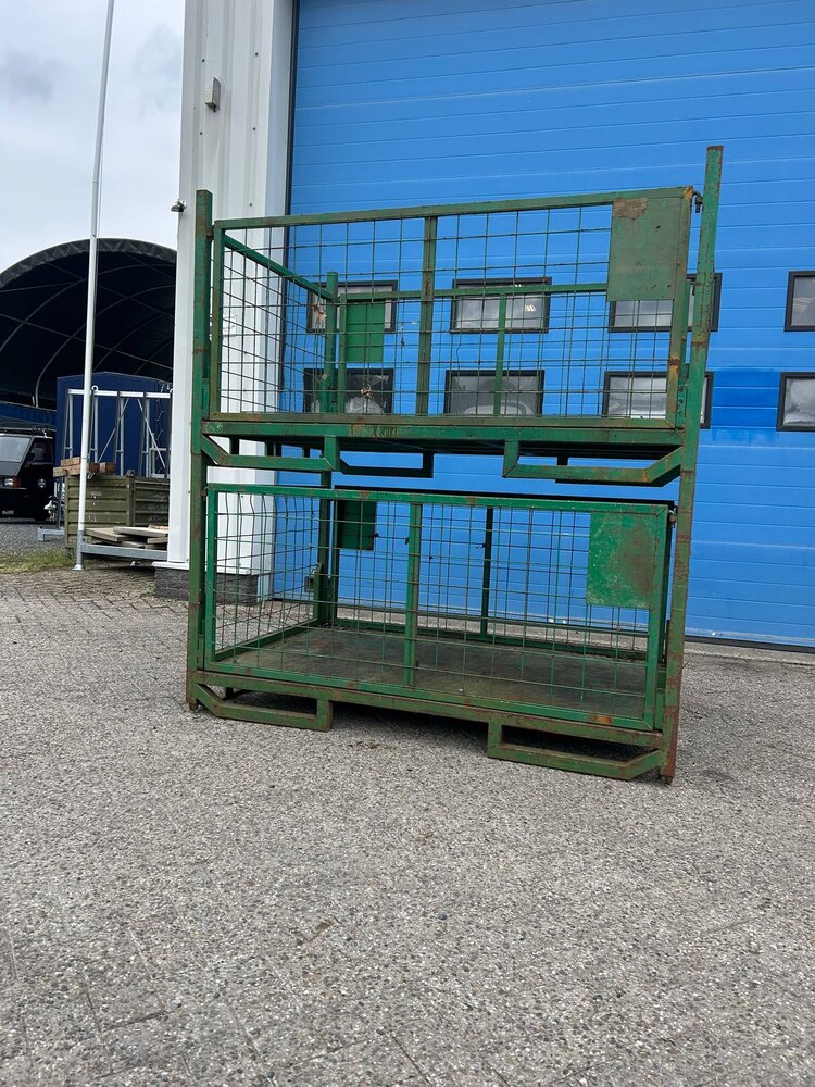 Gebruikte stapelbare gaascontainer 1800x1200x1000mm Gebruikte stapelbare gaascontainer 1800x1200x1000mm