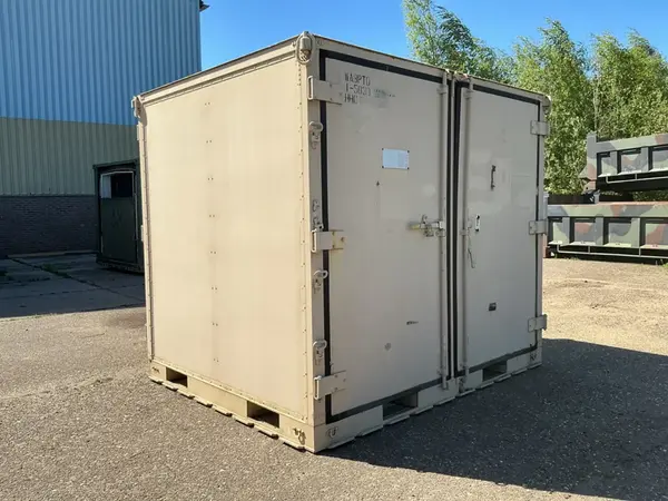 Geïsoleerde container 2650x2240x2300mm nr:417 Geïsoleerde container 2650x2240x2300mm nr:417