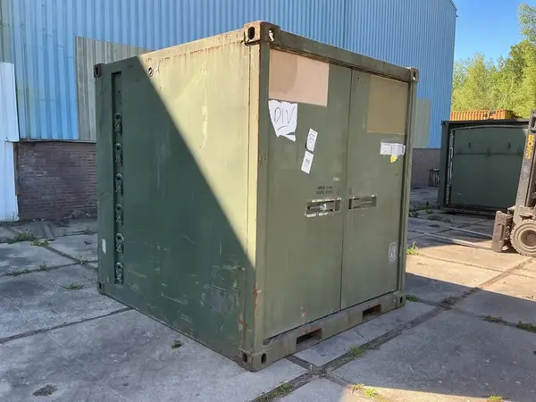 Geïsoleerde container 2400x2100x2330mm nr:415 Geïsoleerde container 2400x2100x2330mm nr:415