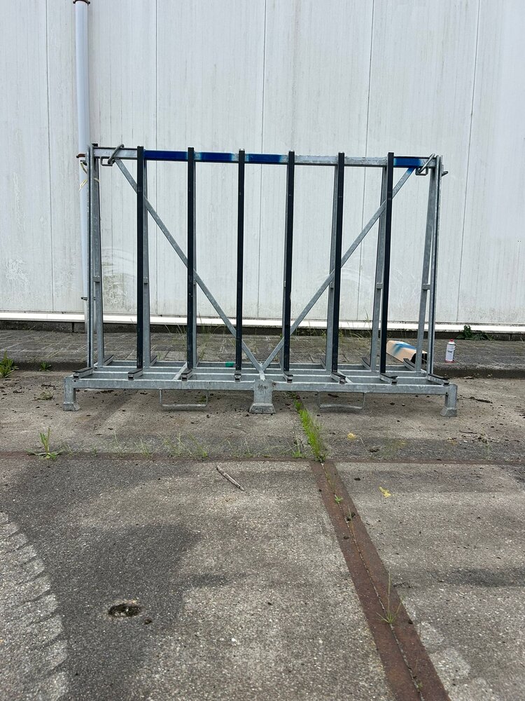 Gebruikte verzinkte dubbelzijdige glasbok 2000x750x1460 mm