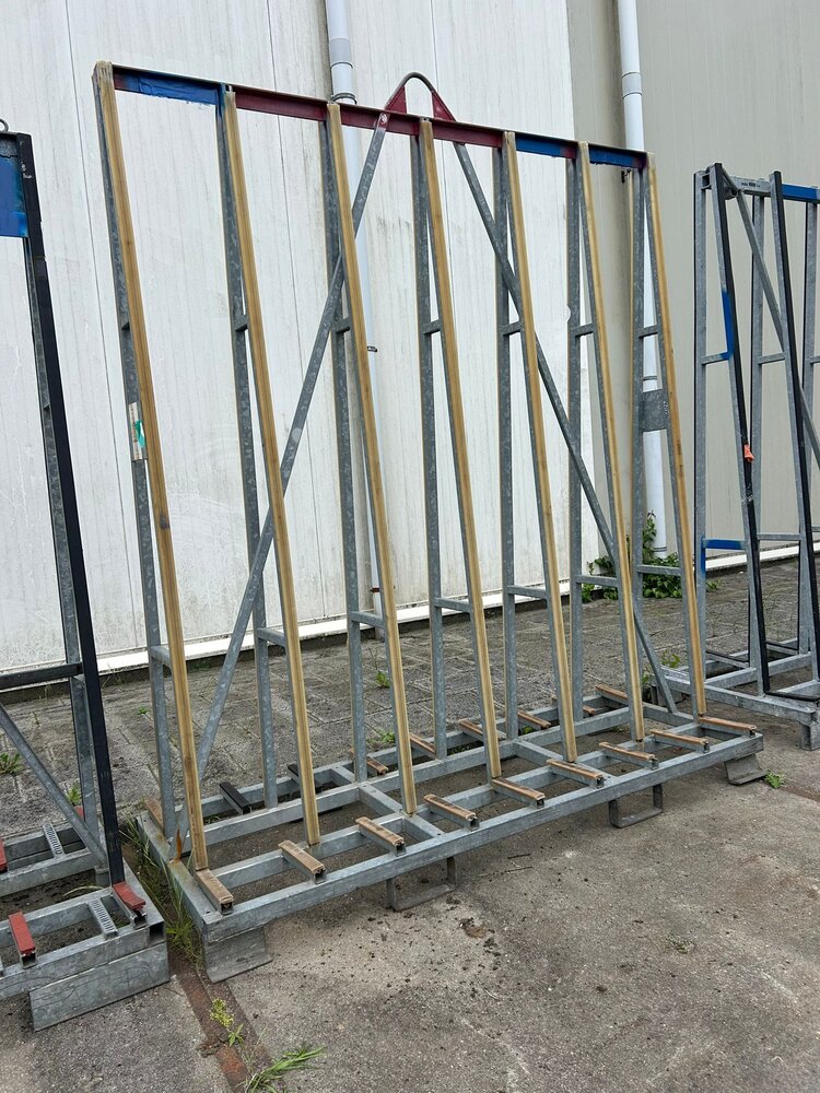 Gebruikte dubbelzijdige verzinkte glasbok 2000x770x2280 mm Gebruikte dubbelzijdige verzinkte glasbok 2000x770x2280 mm