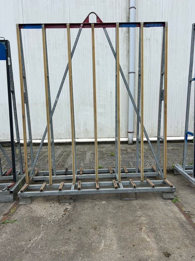 Gebruikte dubbelzijdige verzinkte glasbok 2000x770x2280 mm Gebruikte dubbelzijdige verzinkte glasbok 2000x770x2280 mm