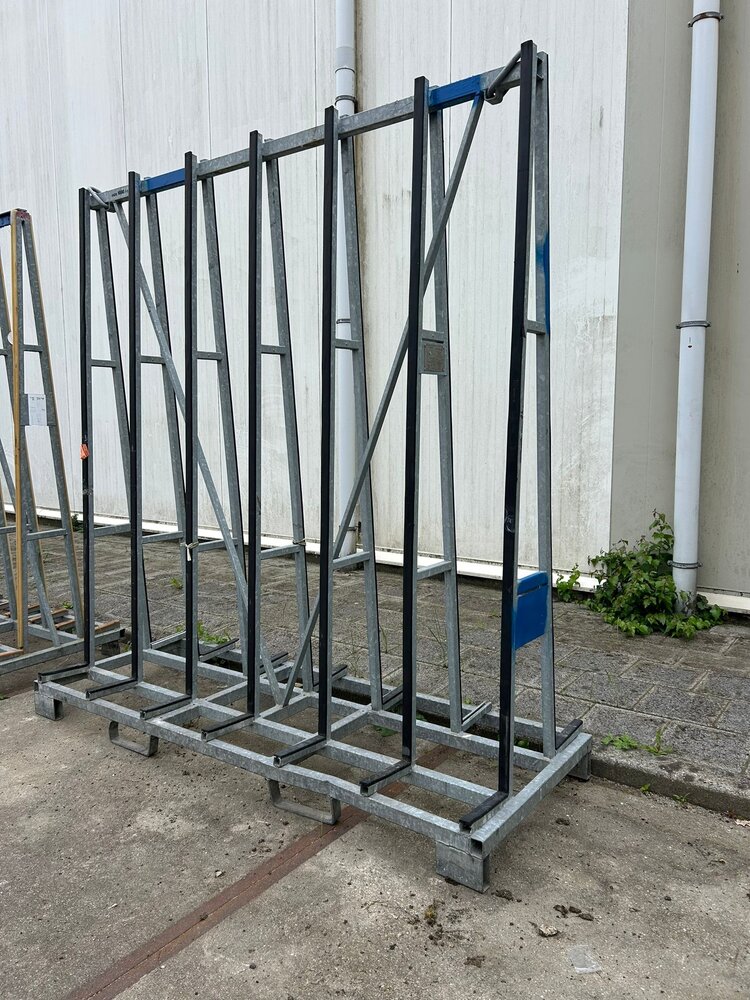Gebruikte dubbelzijdige verzinkte glasbok 2200x800x2300 mm