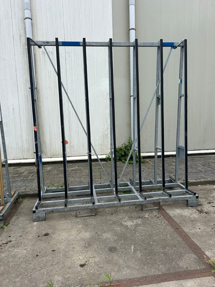 Gebruikte dubbelzijdige verzinkte glasbok 2200x800x2300 mm