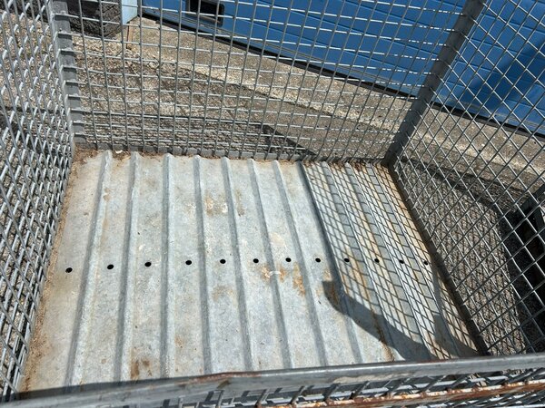 Gebruikte verzinkte gaascontainer 1200x1030x1130mm Gebruikte verzinkte gaascontainer 1200x1030x1130mm