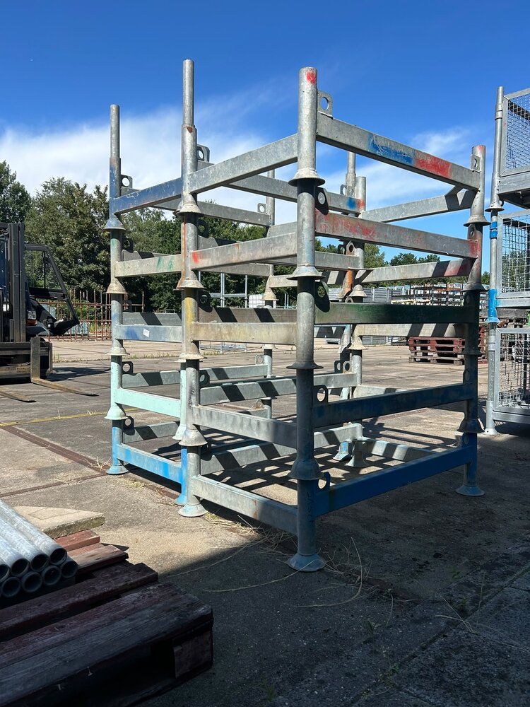 Partij gebruikte verzinkte bouwpallets ( 10st ) 1200x800x660mm Partij gebruikte verzinkte bouwpallets ( 10st ) 1200x800x660mm