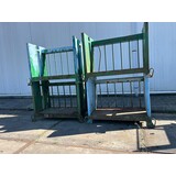 Partij stalenbakken (4st) zware uitvoering 1370x750x1100mm Partij stalenbakken (4st) zware uitvoering 1370x750x1100mm