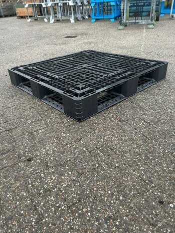 Partij kunststof pallets ( 10st ) 1100x1100mm Partij kunststof pallets ( 10st ) 1100x1100mm