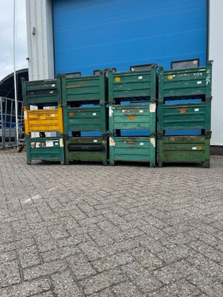 Partij stapelbakken 800x600x600mm 12st Partij stapelbakken 800x600x600mm 12st