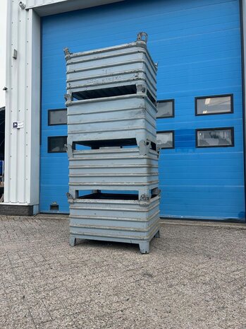 Partij aanbieding 10x Gebruikte stapelbak staal 1000x800x600mm grijs gelakt Partij aanbieding 10x Gebruikte stapelbak staal 1000x800x600mm grijs gelakt