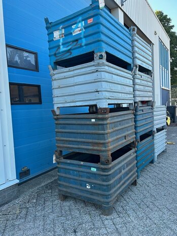 Partij aanbieding 10x Gebruikte stapelbak staal 1000x800x600mm grijs gelakt Partij aanbieding 10x Gebruikte stapelbak staal 1000x800x600mm grijs gelakt