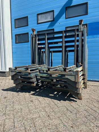 Gebruikte Enkelzijdige stapelbare glasbok 1400x800x1100mm Gebruikte Enkelzijdige stapelbare glasbok 1400x800x1100mm