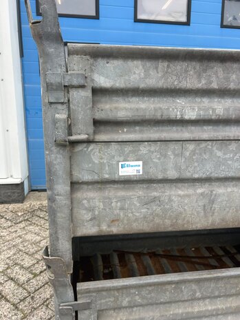 Partij (2st) stalen stapelbak met klep 1200x800x670mm Partij (2st) stalen stapelbak met klep 1200x800x670mm