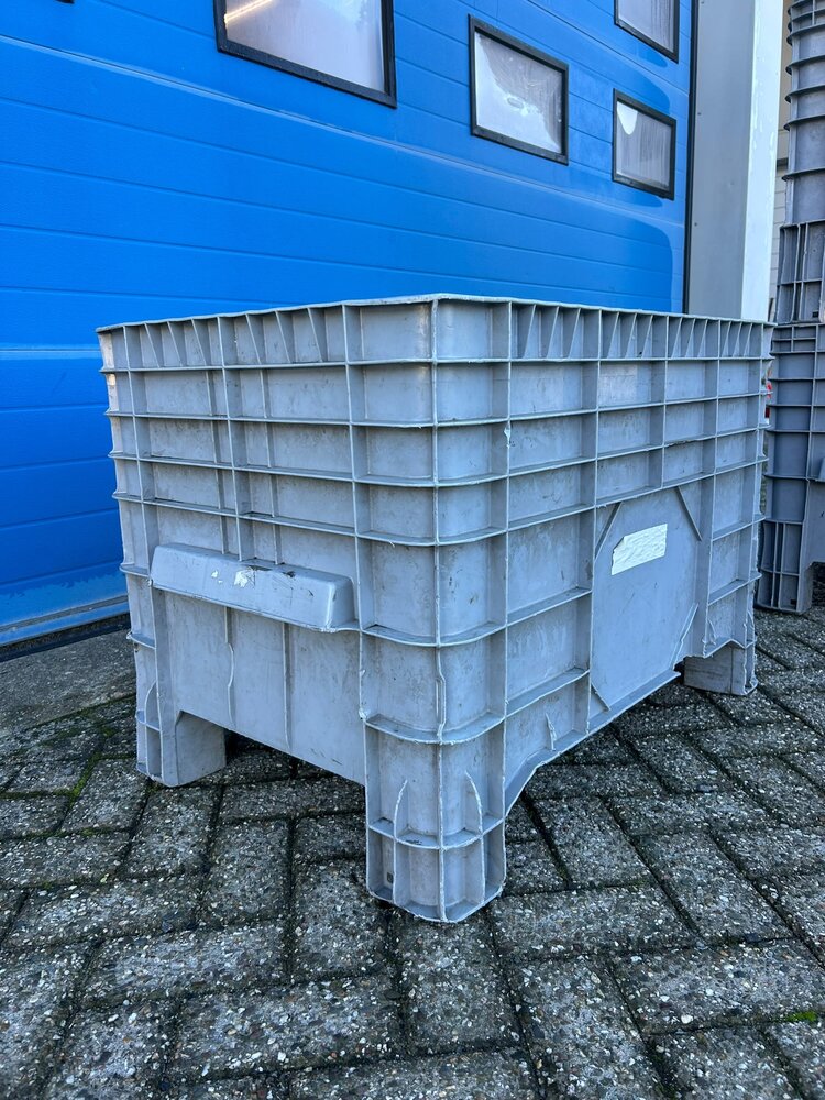 Partij (5st) gebruikte kunststof bakken 980x640x660mm Partij (5st) gebruikte kunststof bakken 980x640x660mm