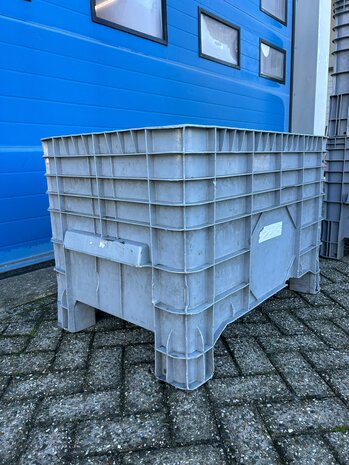Partij (5st) gebruikte kunststof bakken 980x640x660mm Partij (5st) gebruikte kunststof bakken 980x640x660mm