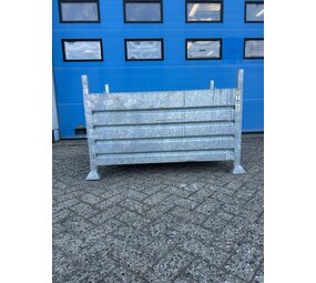Gebruikte stalen stapelbak 1300x900x870mm 