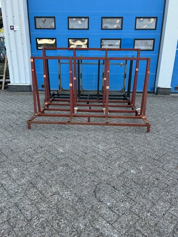 Diverse gebruikte dubbelzijdige glasbokken Diverse gebruikte dubbelzijdige glasbokken