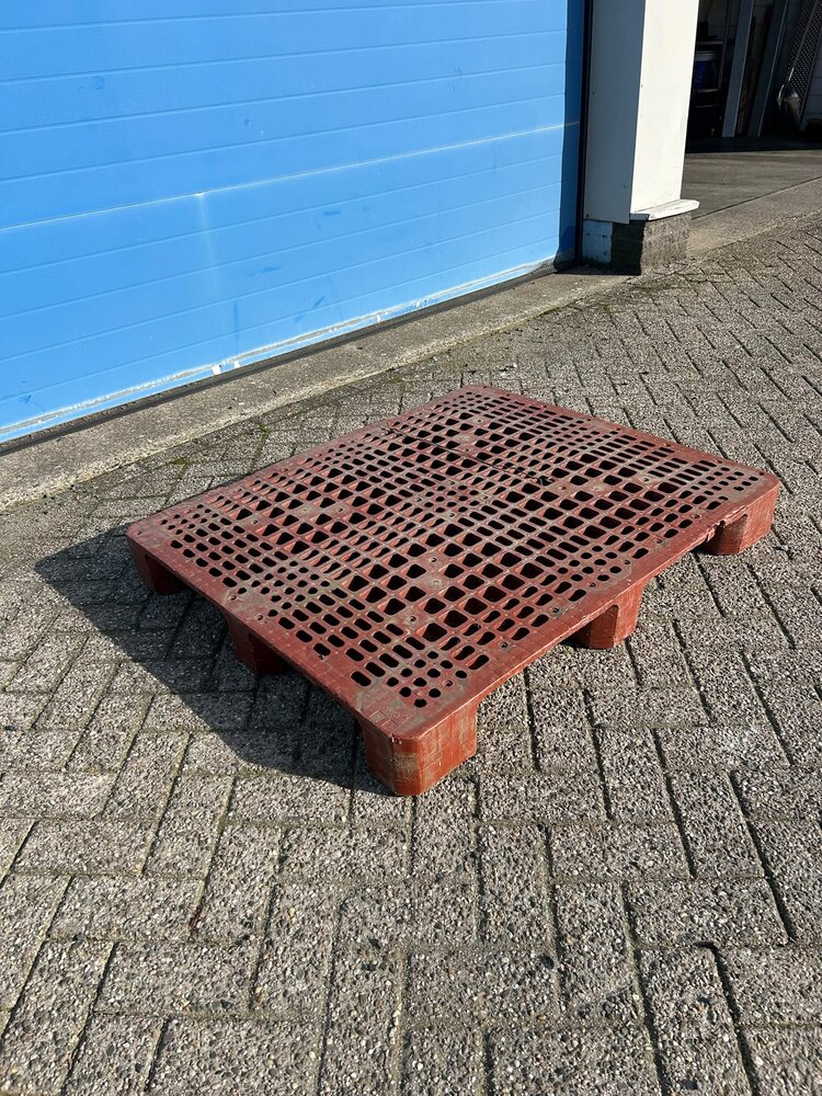 Gebruikte kunststof pallet 1200x1000x200mm