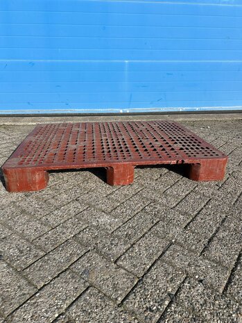 Gebruikte kunststof pallet 1200x1000x200mm