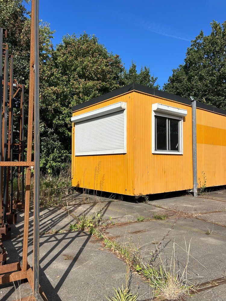 Gebruikte kantoor unit 9700x3000x2900mm Gebruikte kantoor unit 9700x3000x2900mm