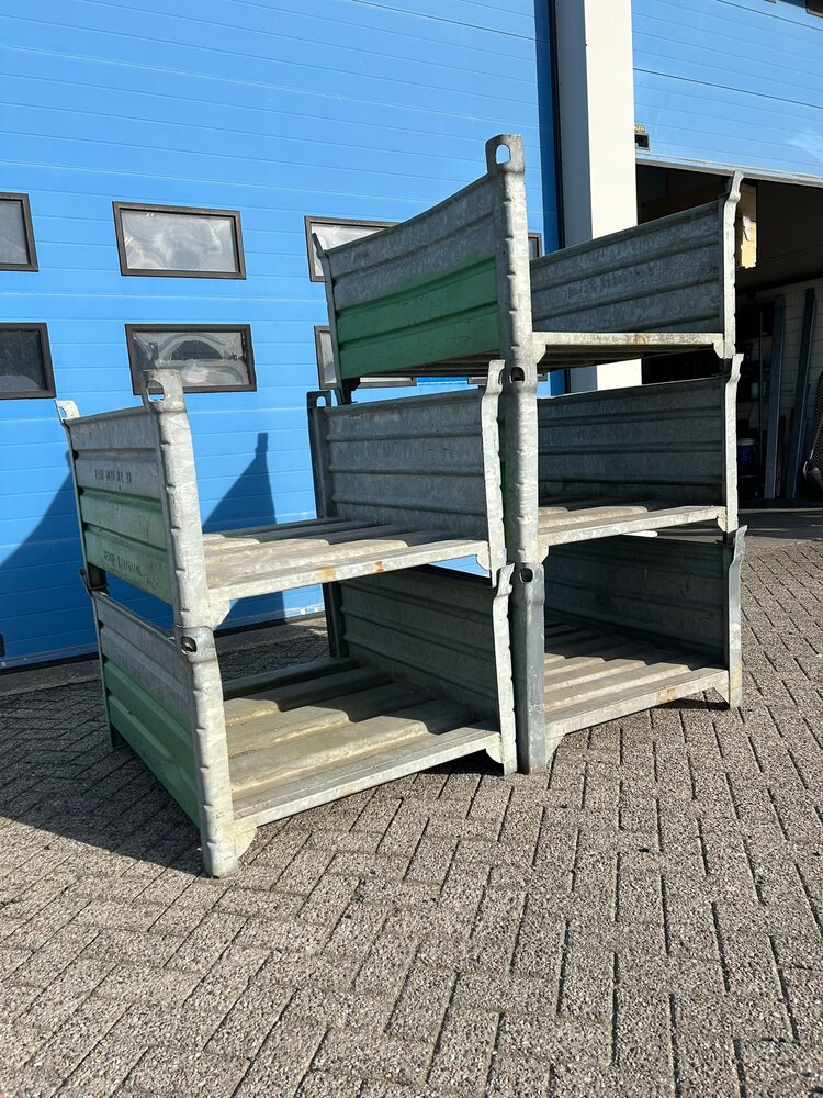 Partij (9st) gebruikte stalen stapelbak 1200x1000x600mm Partij (9st) gebruikte stalen stapelbak 1200x1000x600mm