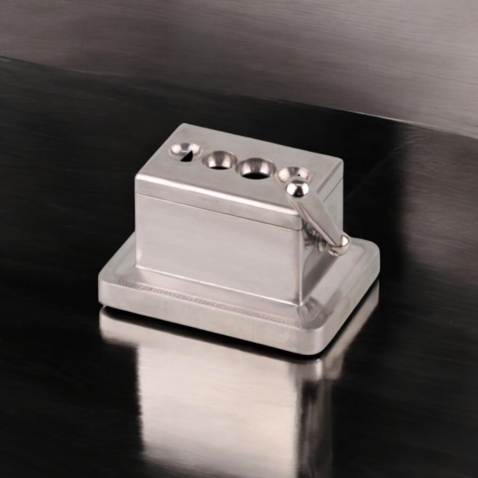 QUAD QUAD TABLE CUTTER