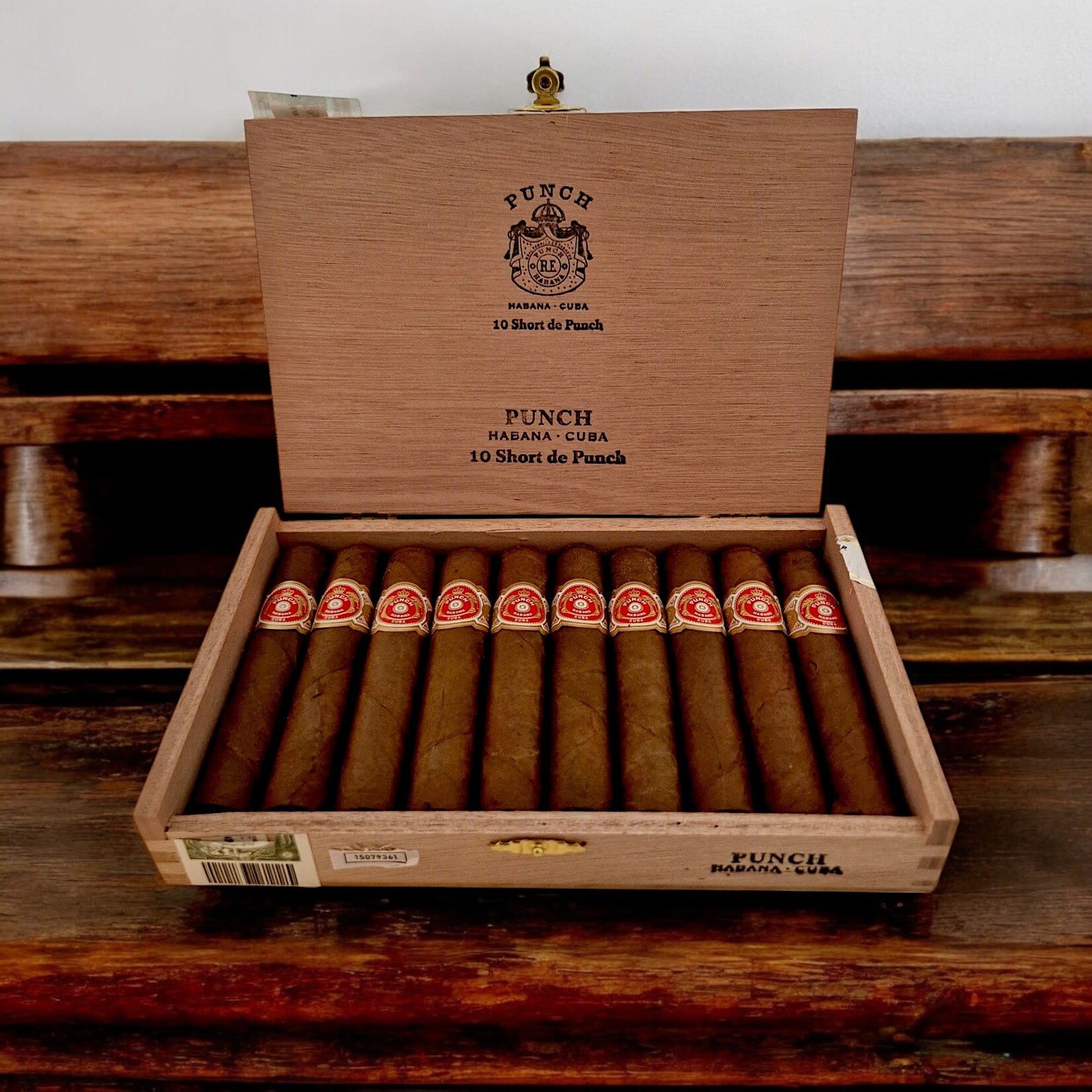 PUNCH PUNCH SHORT DE PUNCH - FULL BOX