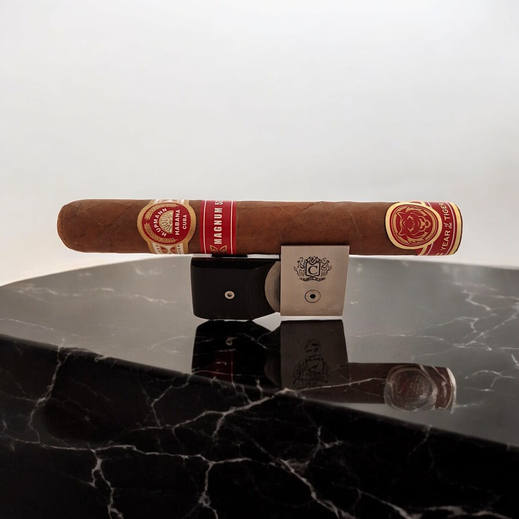 H. UPMANN H. UPMANN MAGNUM 52 - YEAR OF THE TIGER